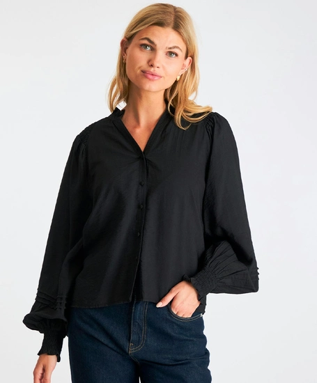 Neo Noir Blouse Dorma Structure