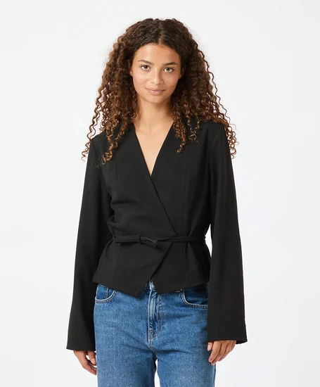 Neo Noir Blouse Wrap Simmi